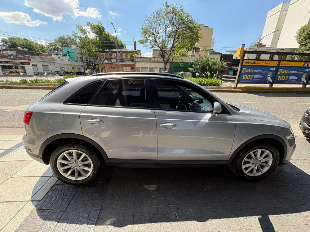 Audi Q3 1.4 tfsi Stronic  — foto 17